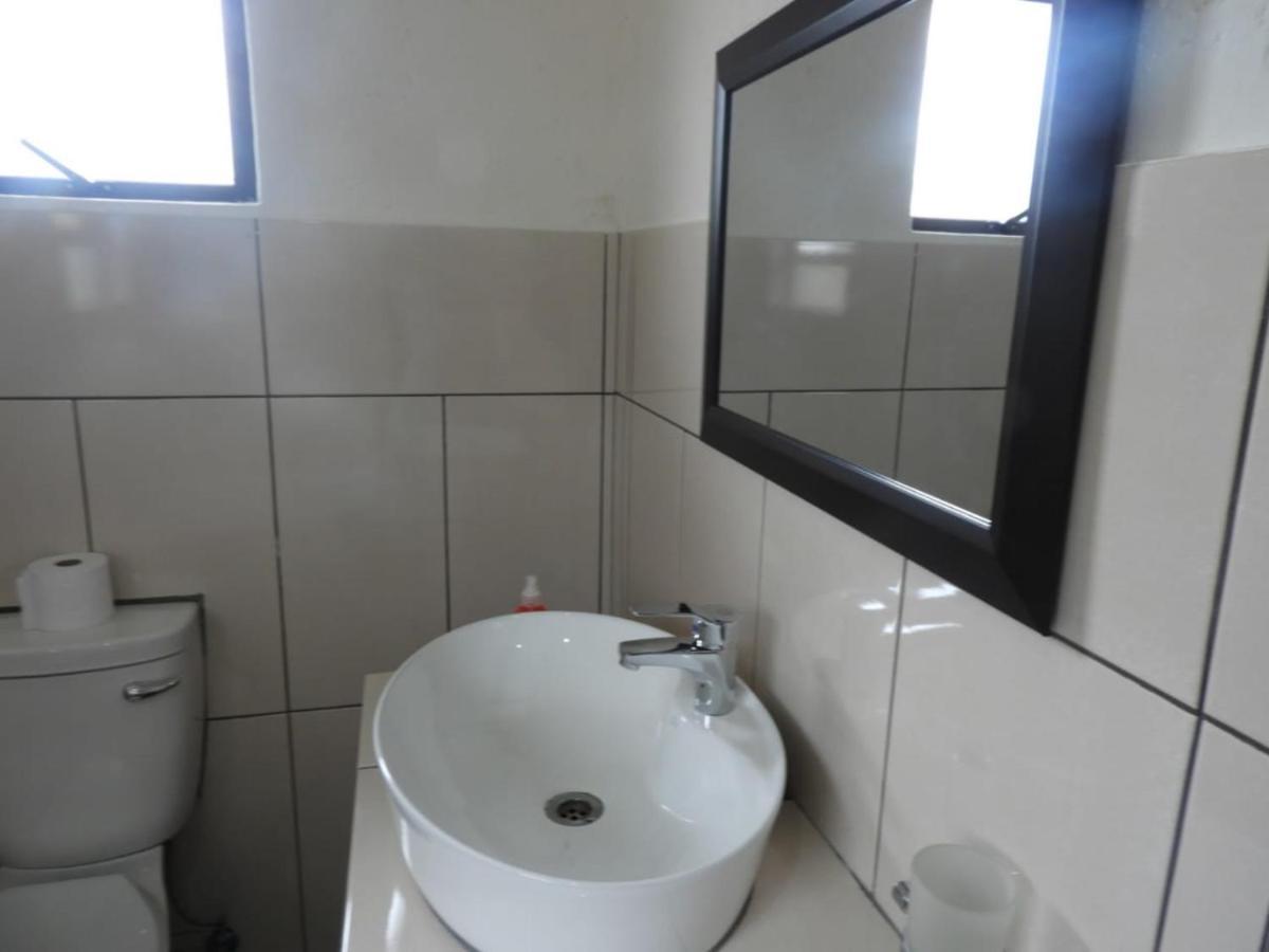 Bongan Safari Lodge Mbabat Ngoại thất bức ảnh