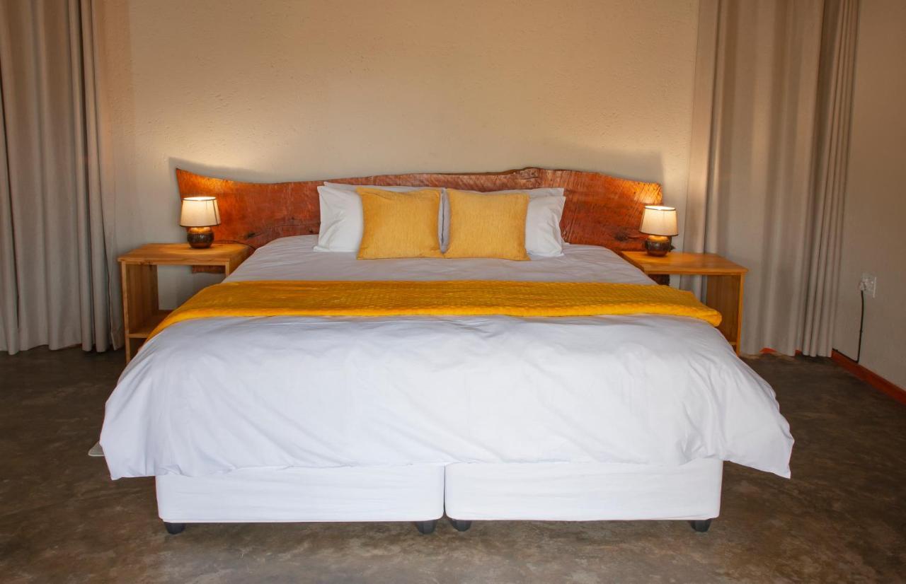 Bongan Safari Lodge Mbabat Ngoại thất bức ảnh